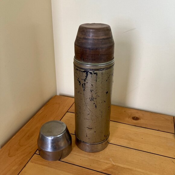 Uno Vac Coated Stainless Steel Thermos Lg 32oz DAMAGED Vintage Industrial Look - Picture 11 of 13
